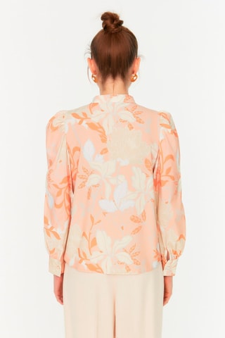 Camisa Laranja e bege