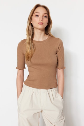 T-shirt - 
Beige