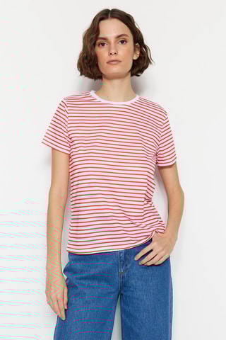 2 T-shirts Rouge et blanc