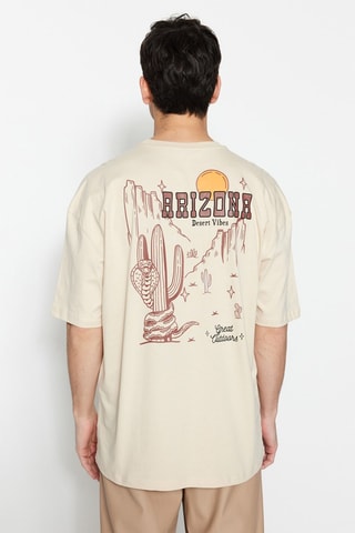 T-shirt oversize Bege e castanho