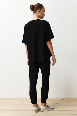 T-shirt e calças de treino - Preto