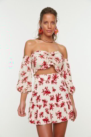 Crop top e saia estilo patinadora de cintura subida - Branco
