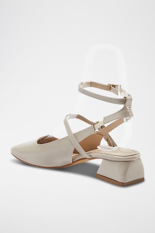 Sapatos de salto envernizados - Bege