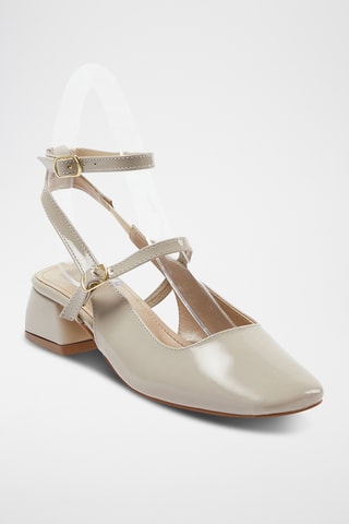 Sapatos de salto envernizados - Bege