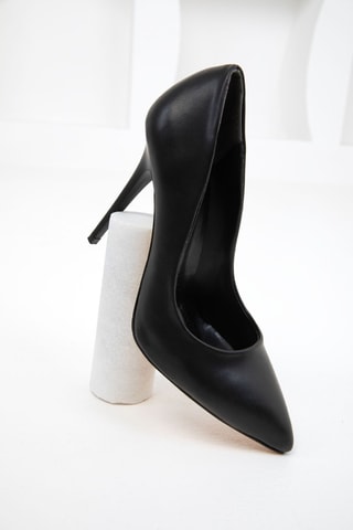 Sapatos de salto - Preto