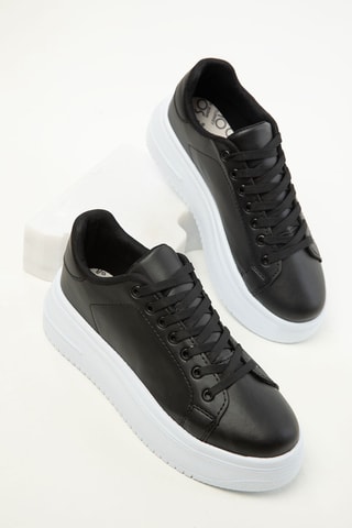Sapatilhas com plataforma - Preto