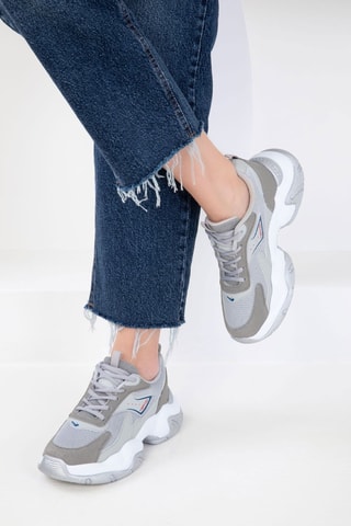 Sneakers com plataforma - Cinzento