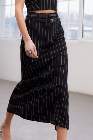 Saia midi de cintura alta - Preto