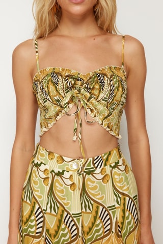 Crop top e calças - Verde e amarelo