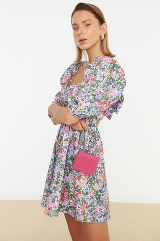 Vestido estilo patinadora - Branco e rosa