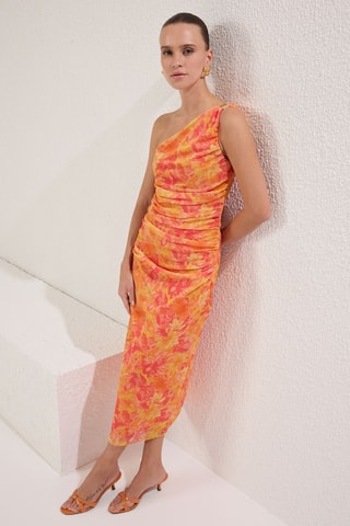 Vestido assimétrico - Laranja