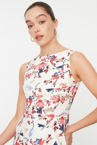 Vestido estilo patinadora - Branco e rosa