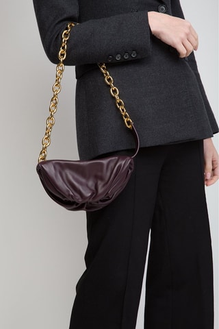 Mini pouch em couro de vitelo - Uva e dourado - Bottega Veneta