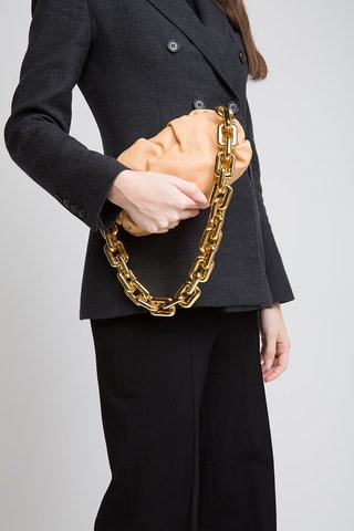Mini pouch em couro de vitelo - Amêndoa e dourado - Bottega Veneta
