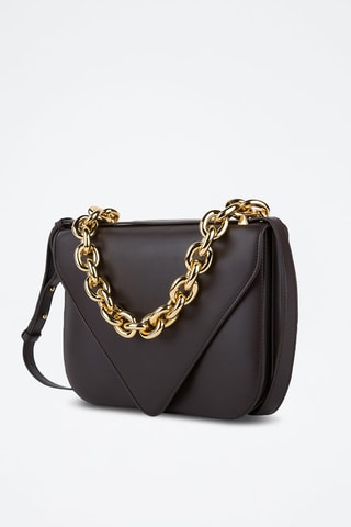 Mala de ombro em couro de vitelo - Chocolate e dourado - Bottega Veneta