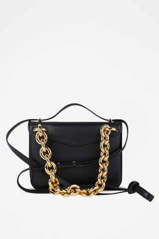 Mala de ombro em couro de vitelo - Preto e dourado - Bottega Veneta