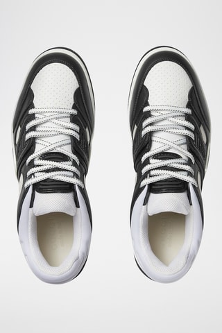 Sapatilhas em couro - Preto e branco - Gucci