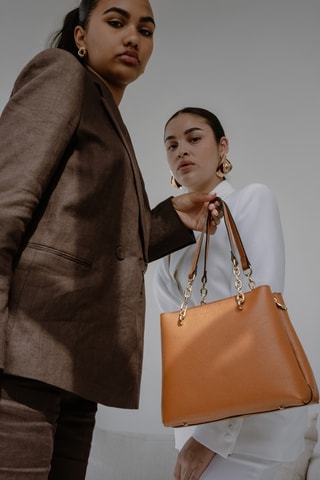 Sac porté épaule en cuir Alya - Camel