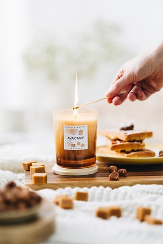 Bougie parfumée Gaufre Belge - Noisette, caramel et noix de coco