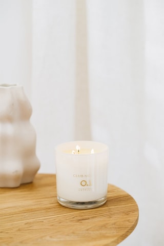 Maxi bougie parfumée 0.1 Édition Signature - Bois de cèdre, jasmin et safran
