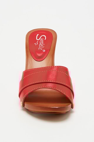 Mules à talons - 
Rouge