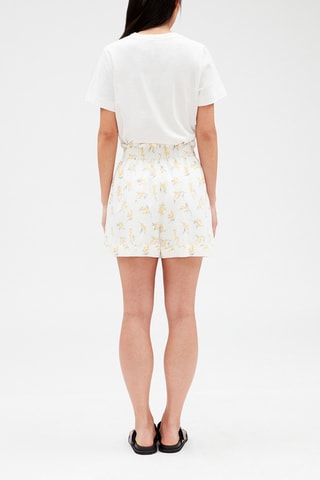 Short - Ecru