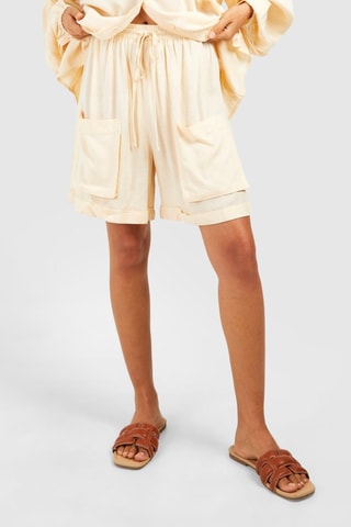Short - Beige