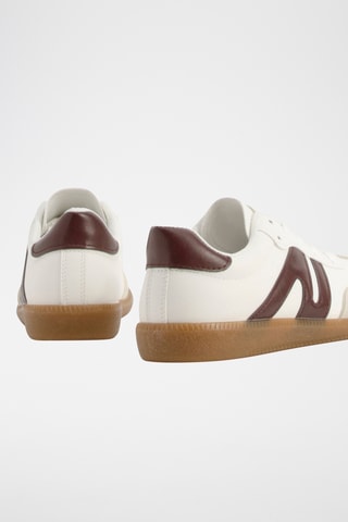 Baskets - Bordeaux et blanc