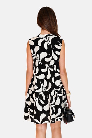 Robe trapèze en lin 
Noir