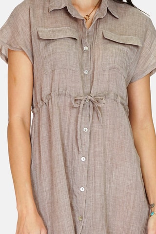 Robe chemise en lin 
Beige