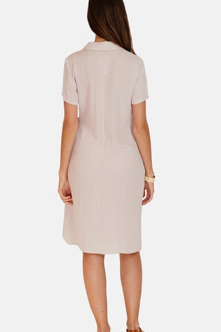 Robe chemise en lin 
Rose