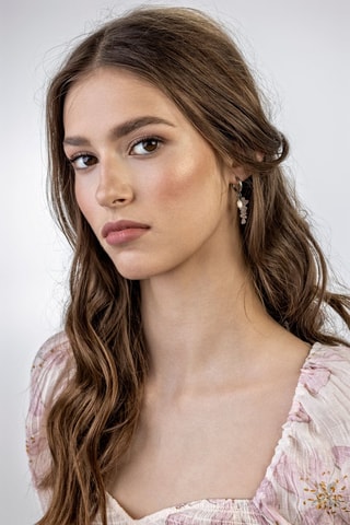 Boucles d'oreilles Norah - Perles de culture d'eau douce et quartz rose - Emily Westwood