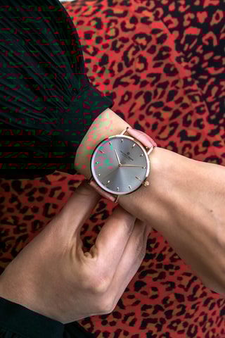 Coffret montre à quartz et bracelets en acier et cuir - Frederic Graff