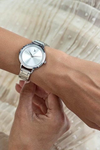 Montre à quartz en acier - 
Argenté - Emily Westwood
