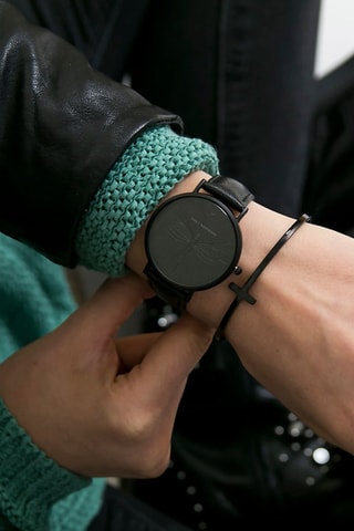 Montre à quartz en cuir - Noir - Emily Westwood