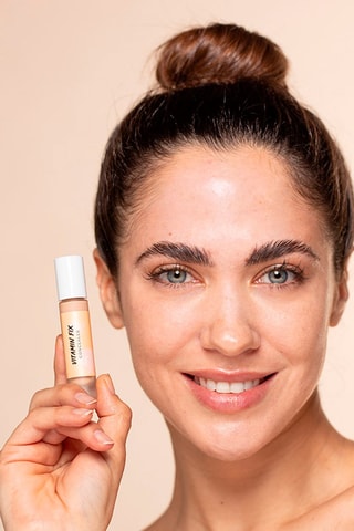 Anticernes Vitamin Fix - N°300 - 5 ml