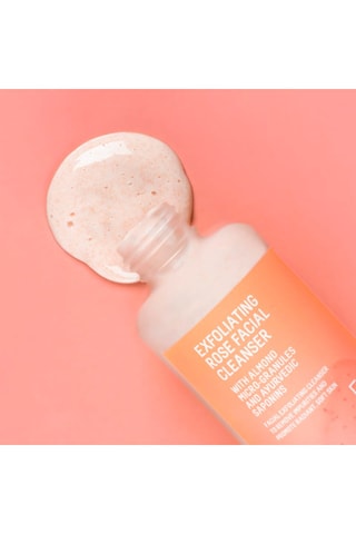Nettoyant visage exfoliant à la rose - 100 ml