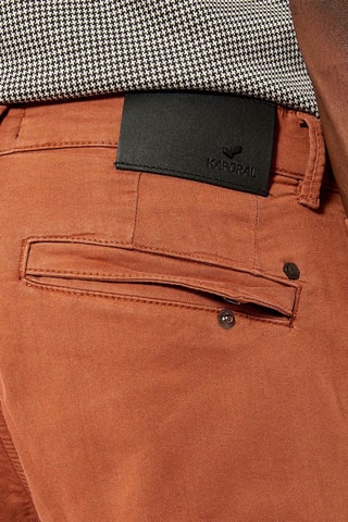 Pantalon tapered slim Irwix - Rouge brique