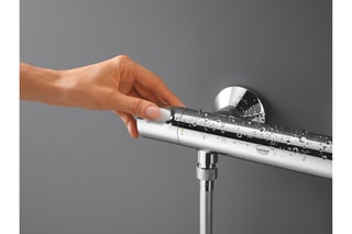 Torneira de duche de parede Precision Flow
