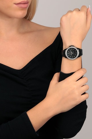 Montre à quartz en acier 230 - Noir