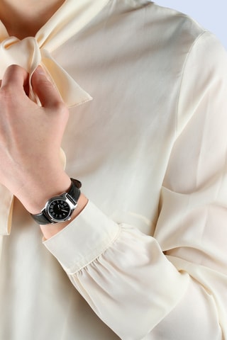 Montre à quartz en cuir Timeless - Noir et argenté