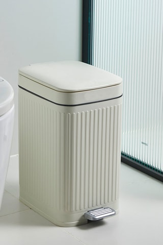 Caixote do lixo com pedal Aura - 18,6 x 28,4 x 34,3 cm 