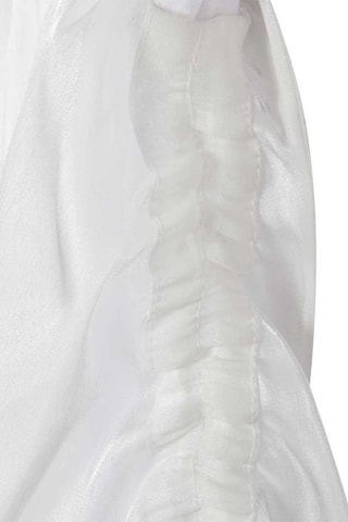 Robe boule 
Blanc