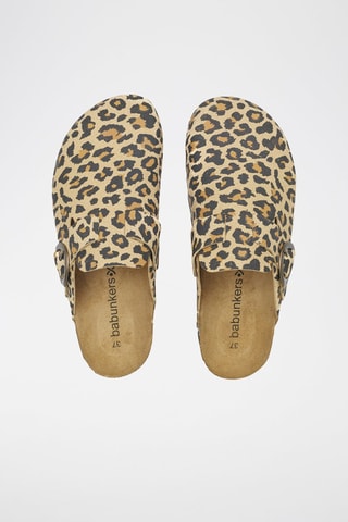 Mules en cuir 
Marron