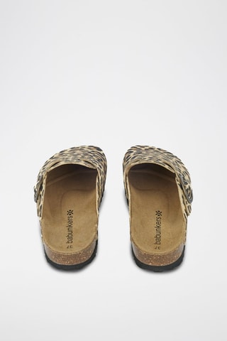 Mules en cuir 
Marron