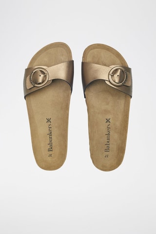 Mules en cuir 
Marron