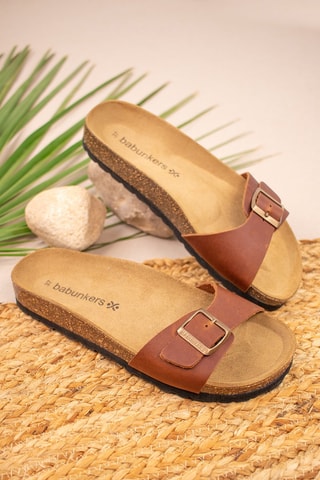 Mules en cuir Camel