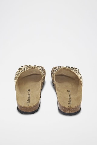 Mules en cuir 
Beige