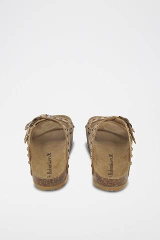 Mules en cuir 
Marron