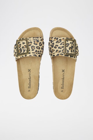 Mules en cuir 
Beige